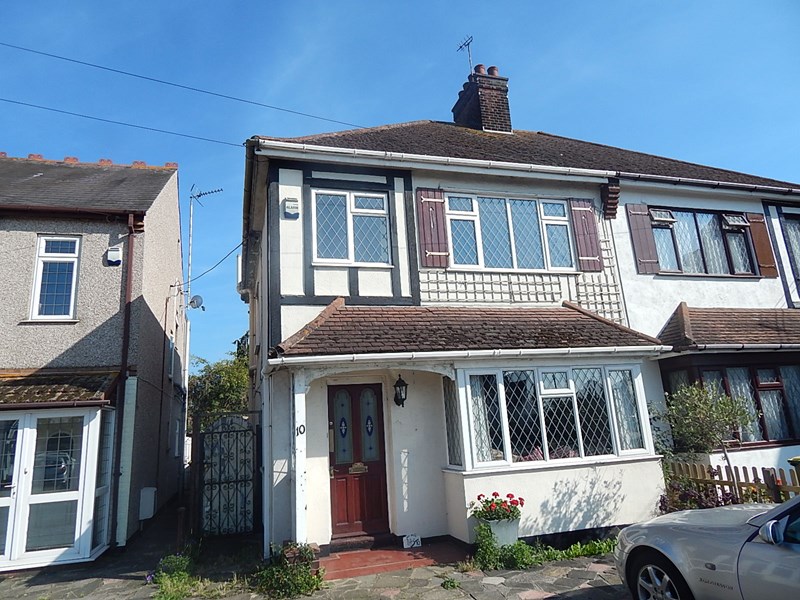 Stambridge Road, Rochford, Essex, SS4 1DG