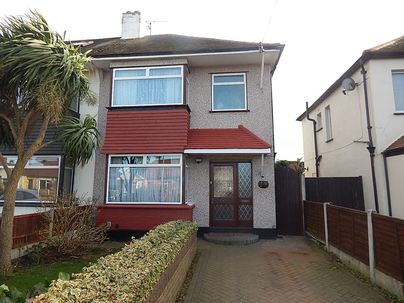 Derek Gardens, Southend-On-Sea, Essex, SS2 6QY