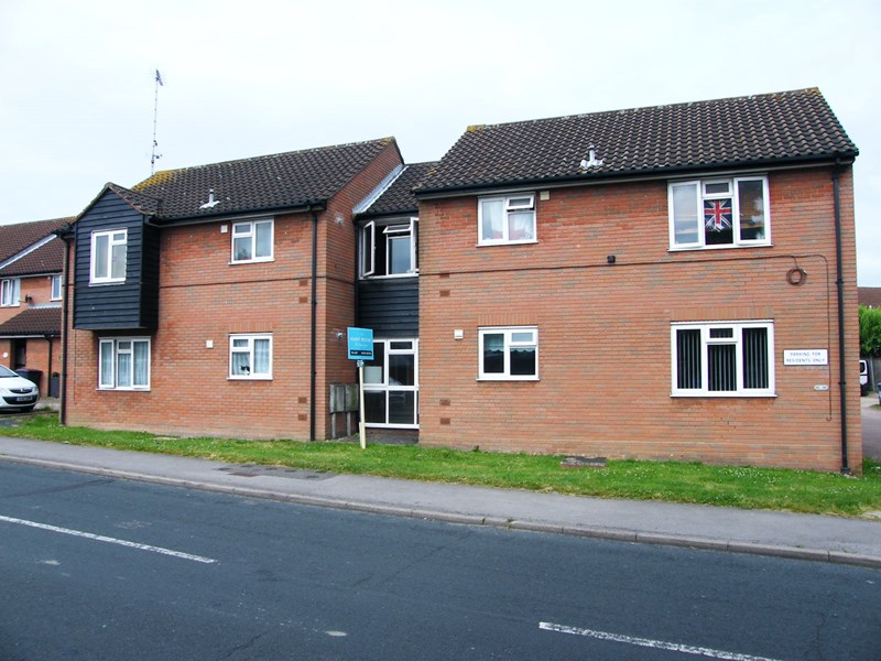 Hatfield Road, Rayleigh, Essex, SS6 9AR