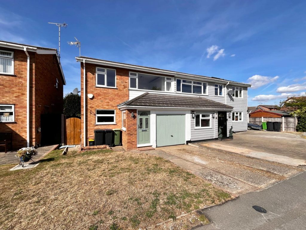 Rutland Gardens, Rochford, Essex, SS4 3AX