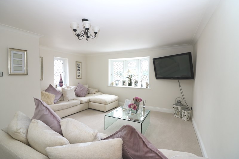 Richmond Avenue, Shoeburyness, Southend-On-Sea, Essex, SS3 9LF