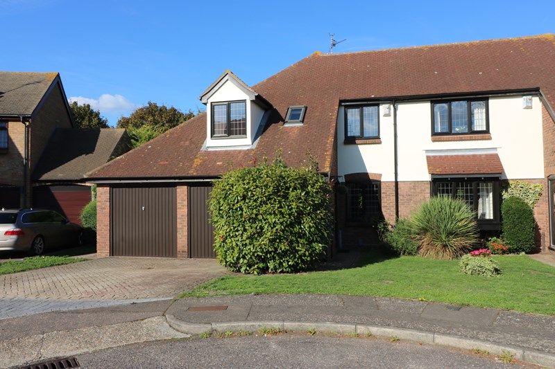 Wambrook, Shoeburyness, Southend-On-Sea, Essex, SS3 8BW