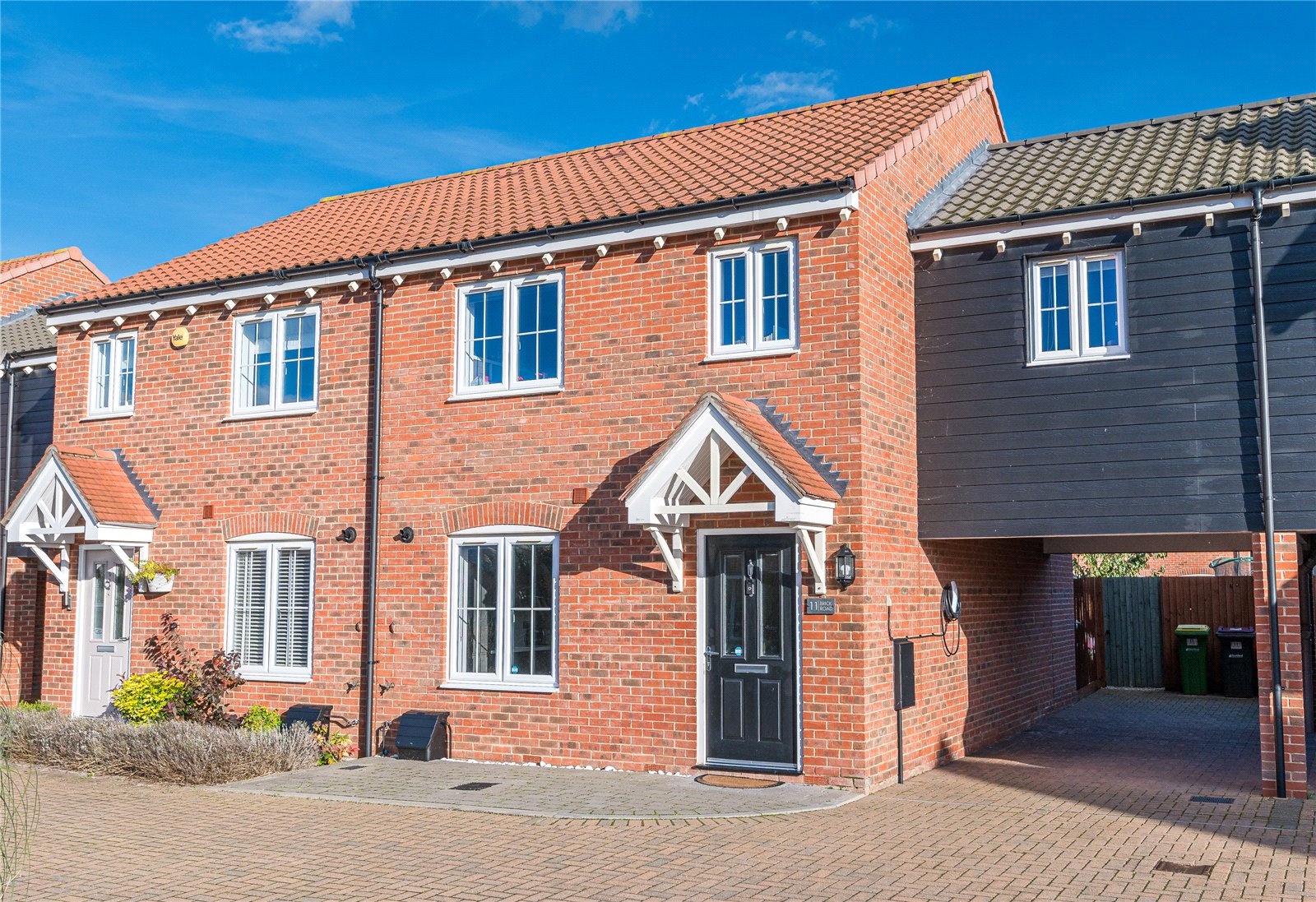 Brick Road, Great Wakering, Essex, SS3 0FQ Hunt Roche