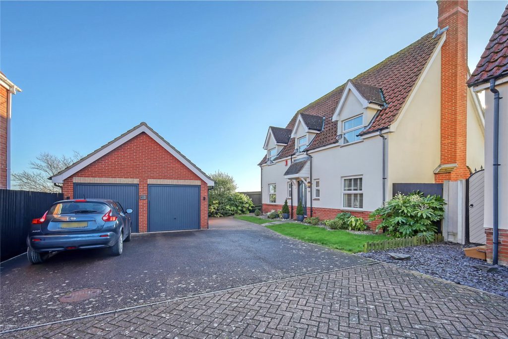Pemberton Field, South Fambridge, Rochford, Essex, SS4 3BF