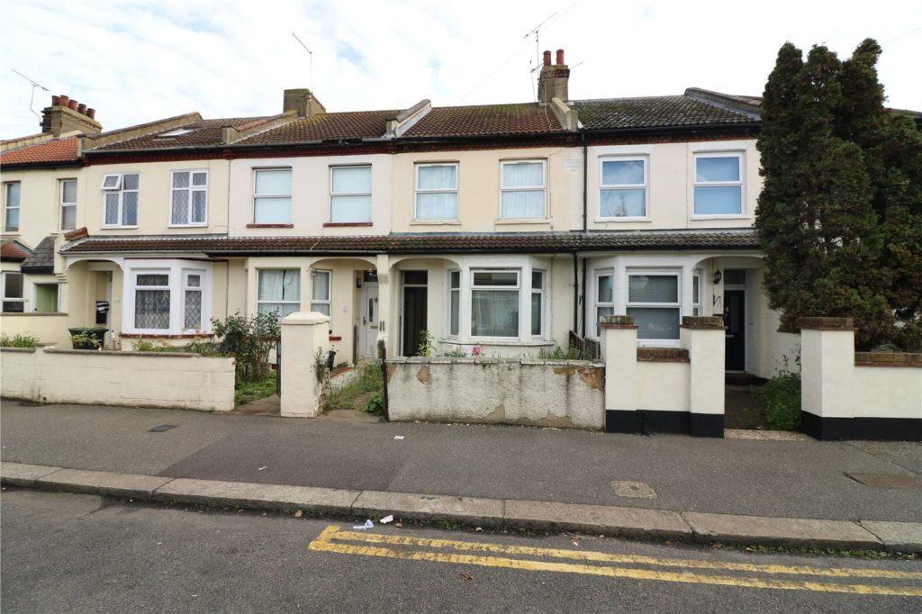 Wakering Avenue, Shoeburyness, Southend on Sea, Essex, SS3 9BE