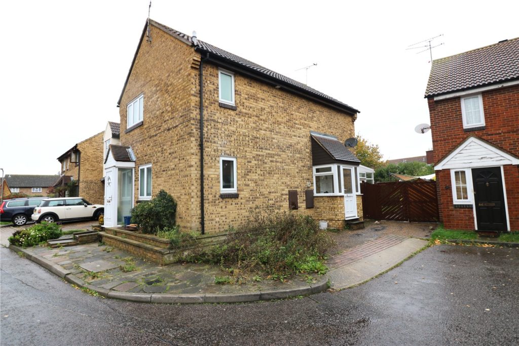 Woodcotes, Shoeburyness, Southend on Sea, Esssex, SS3 8XH