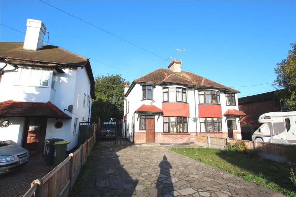 Ashingdon Road, Rochford, Essex, SS4 1NH