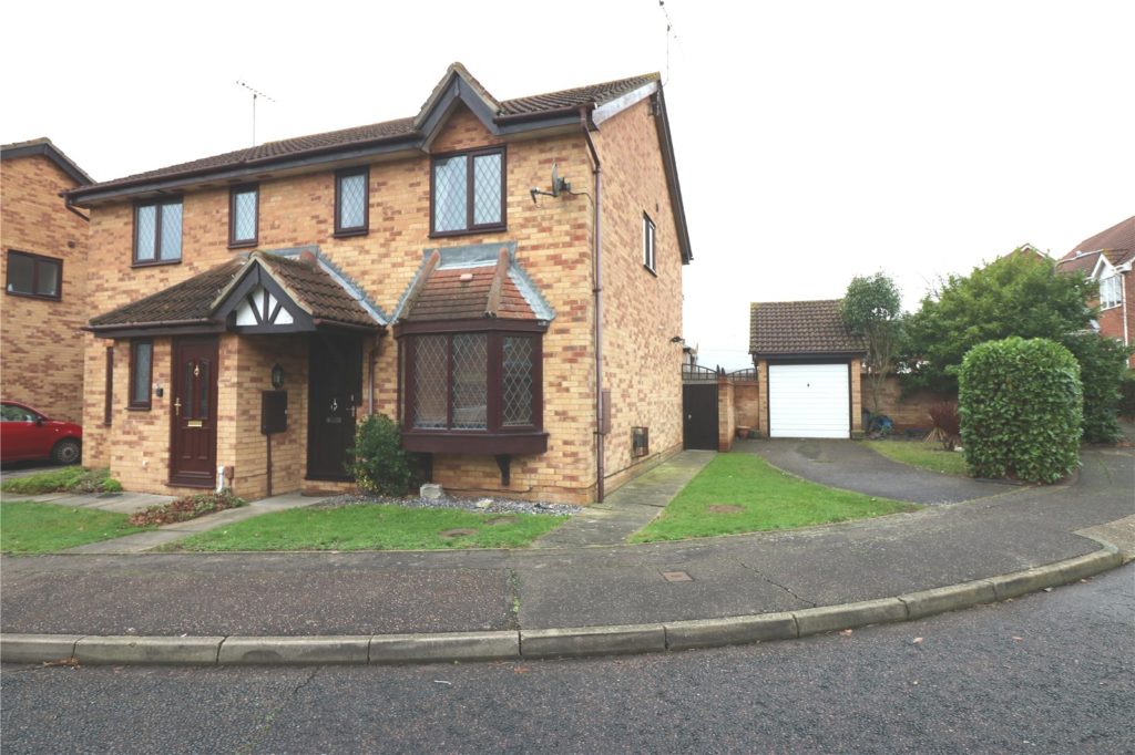 Woodley Walk, Shoeburyness, Essex, SS3 8TD