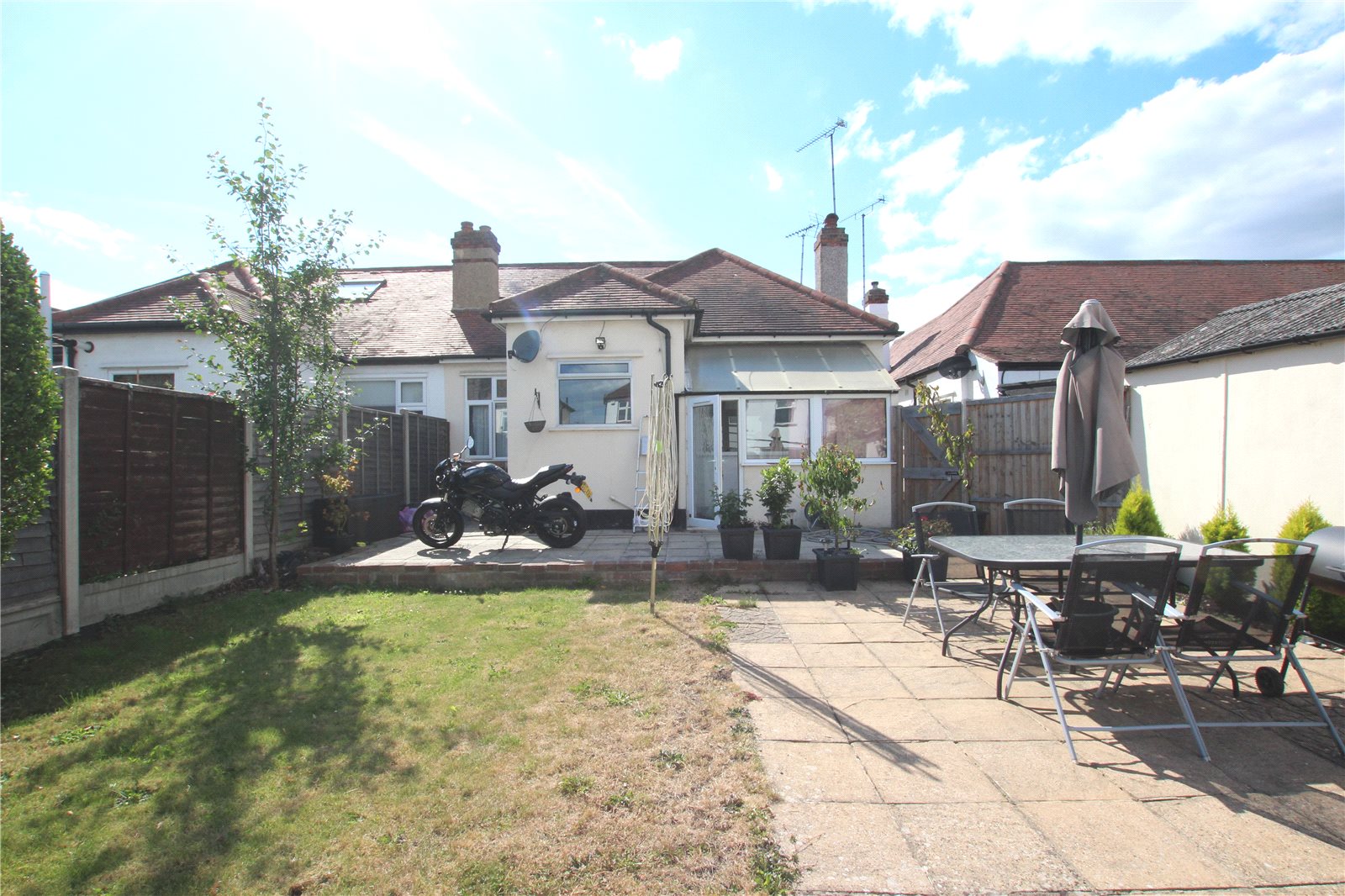 Beechmont Gardens, Southend on Sea, Essex, SS2 6RP Hunt Roche