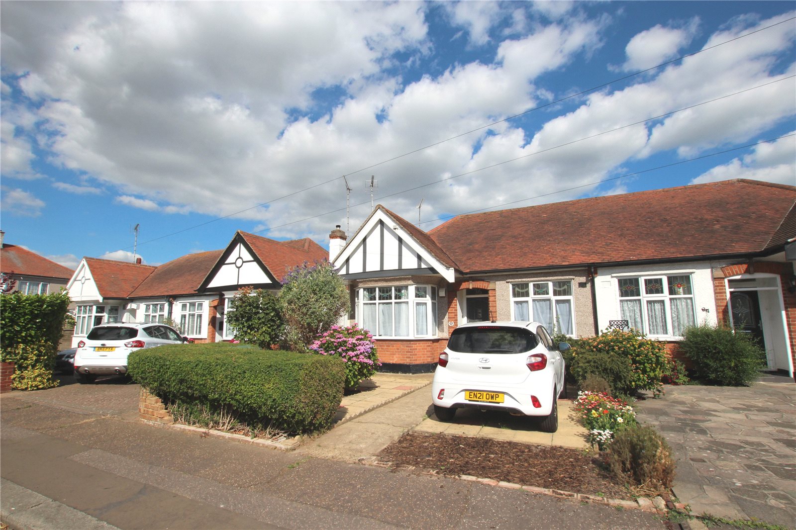 Beechmont Gardens, Southend on Sea, Essex, SS2 6RP Hunt Roche