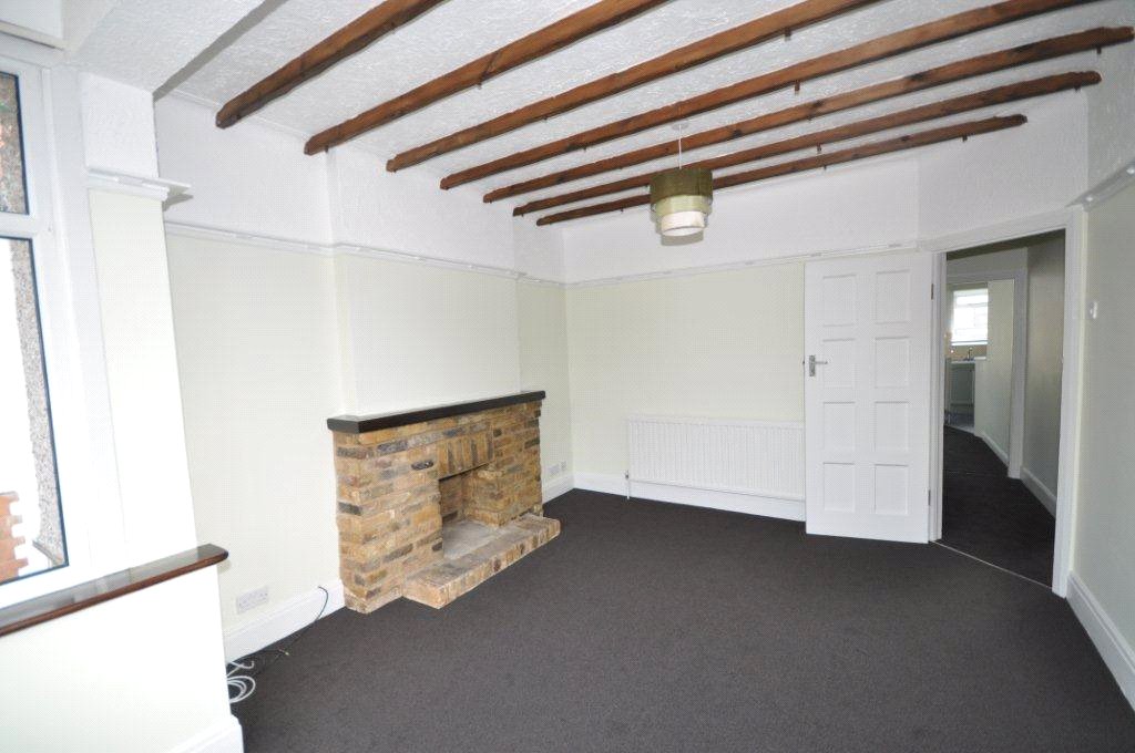 Beechmont Gardens, Southend on Sea, Essex, SS2 6RP Hunt Roche