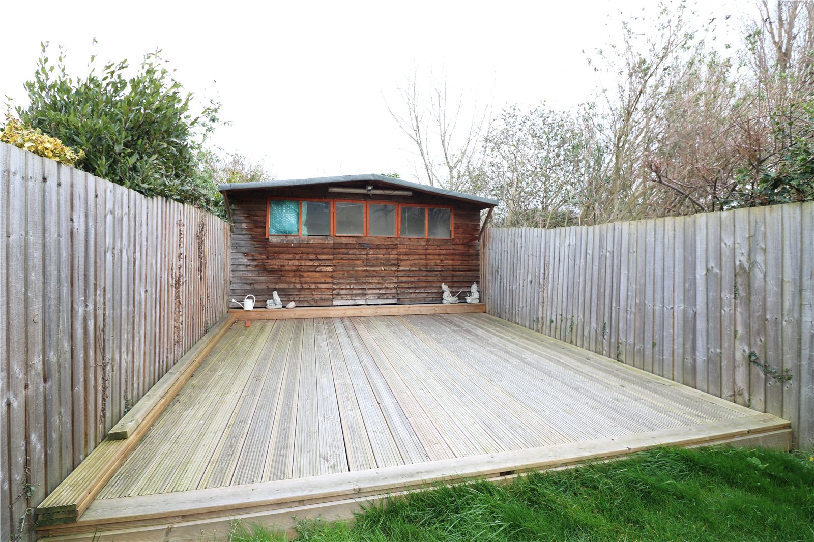 Fairfax Drive, Westcliff on Sea, Essex, SS0 9LY Hunt Roche