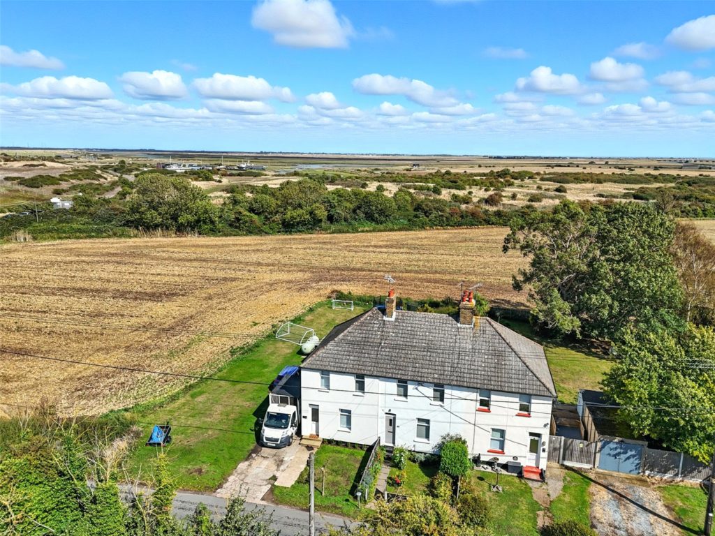 Millhead Cottages, The Common, Great Wakering, SS3 0BT