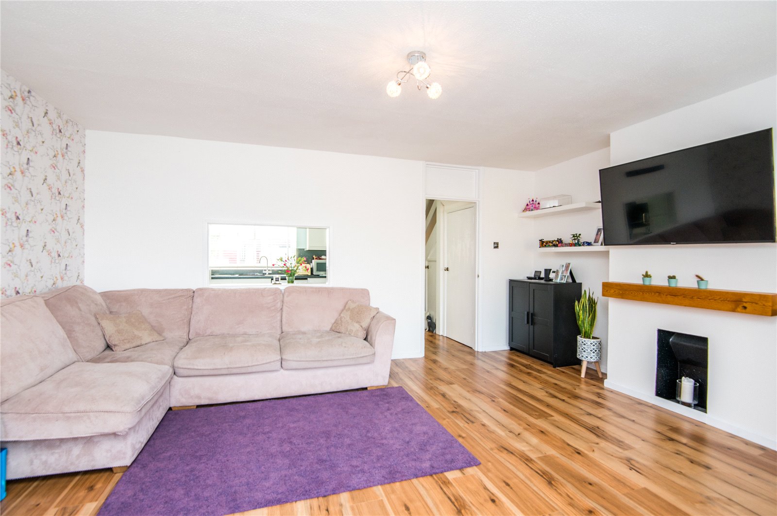 Alexandra Road, Great Wakering, SS3 0HW Hunt Roche