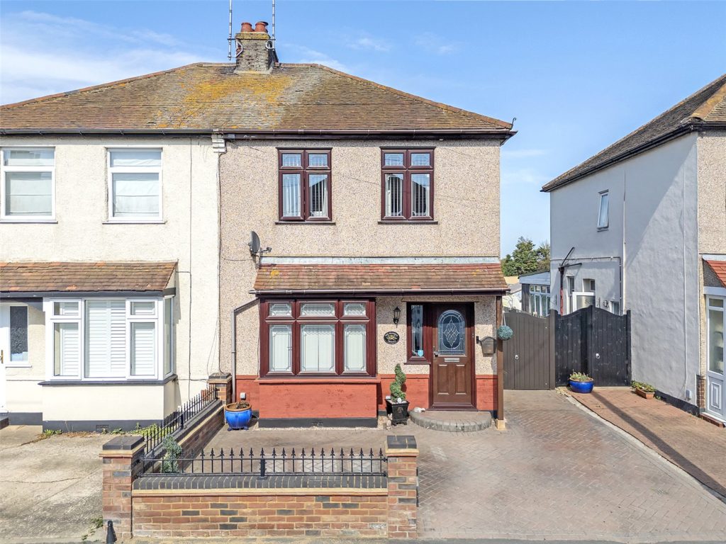Little Wakering Road, Little Wakering, Essex, SS3 0JN