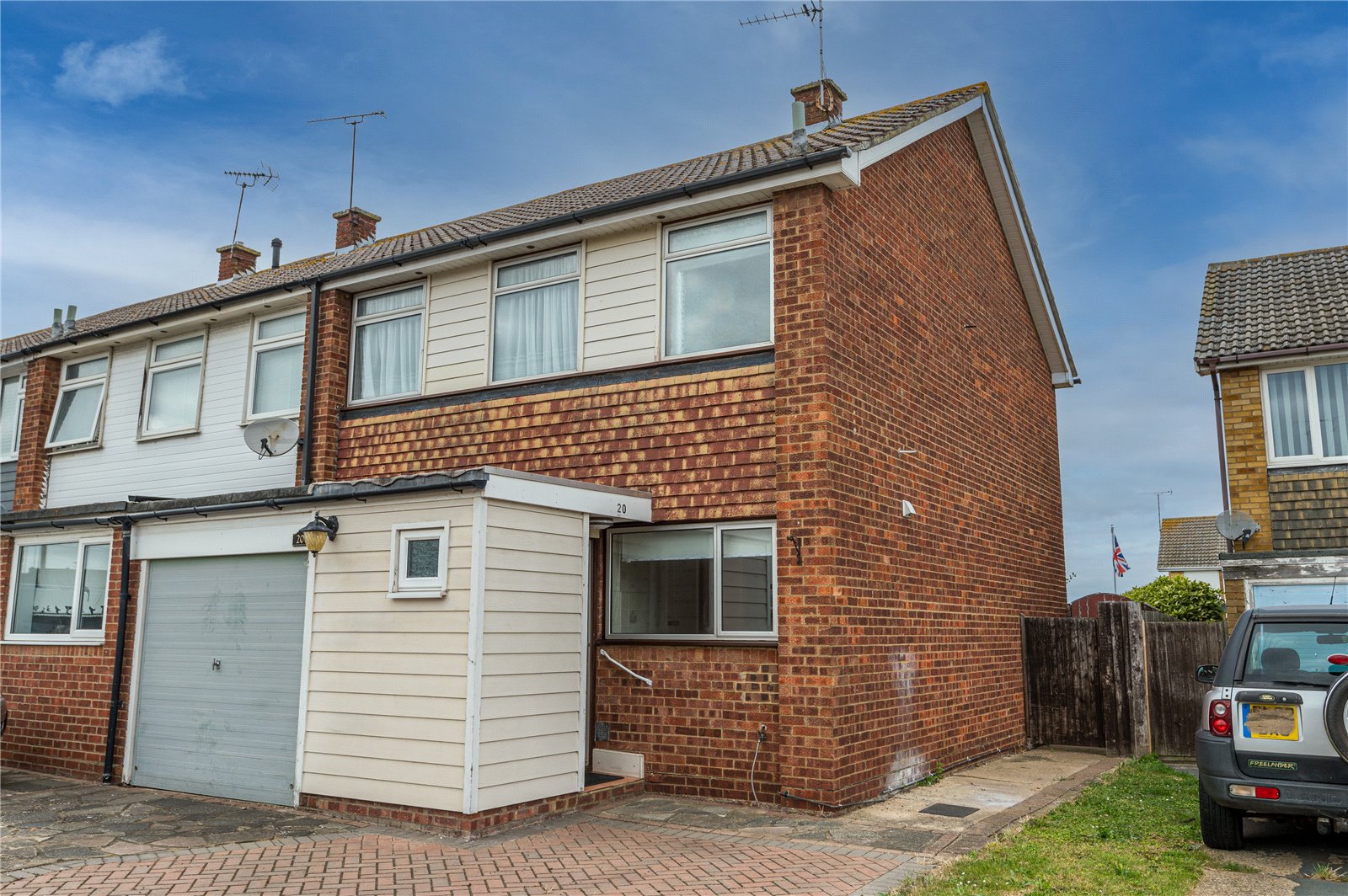 Rushley Close, Great Wakering, SS3 0HE Hunt Roche