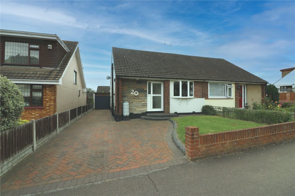 Meakins Close, Eastwood, Leigh on Sea, Essex, SS9 5SX