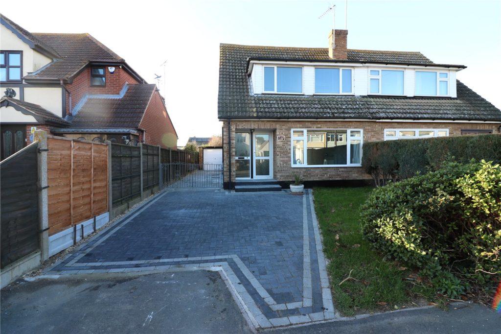 Little Wakering Road, Little Wakering, Southend-on-Sea, Essex, SS3 0LB