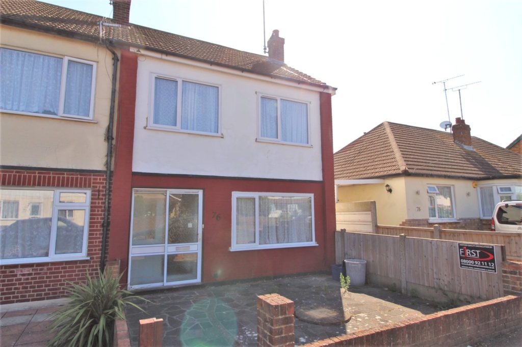 Bellhouse Lane, Leigh-on-Sea, SS9 4PQ