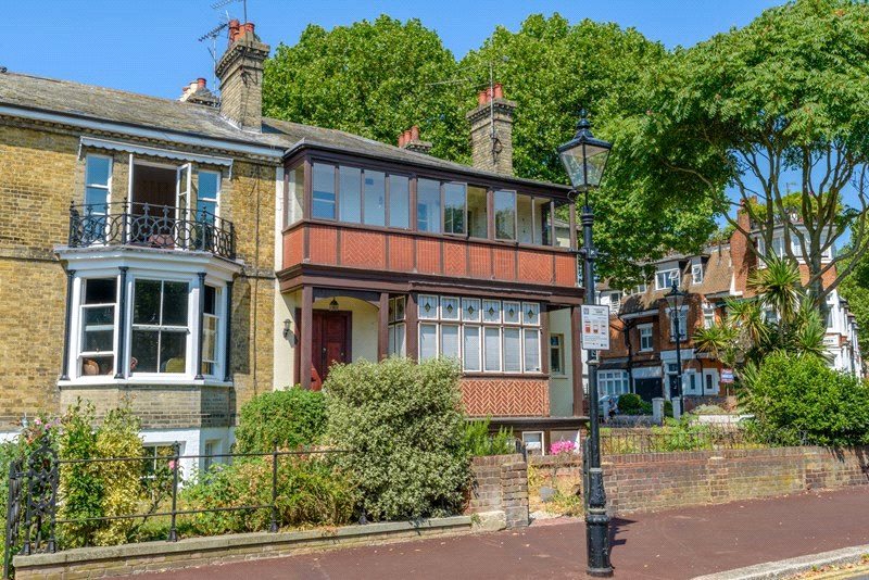 Prittlewell Square, Southend on Sea, Essex, SS1 1DW