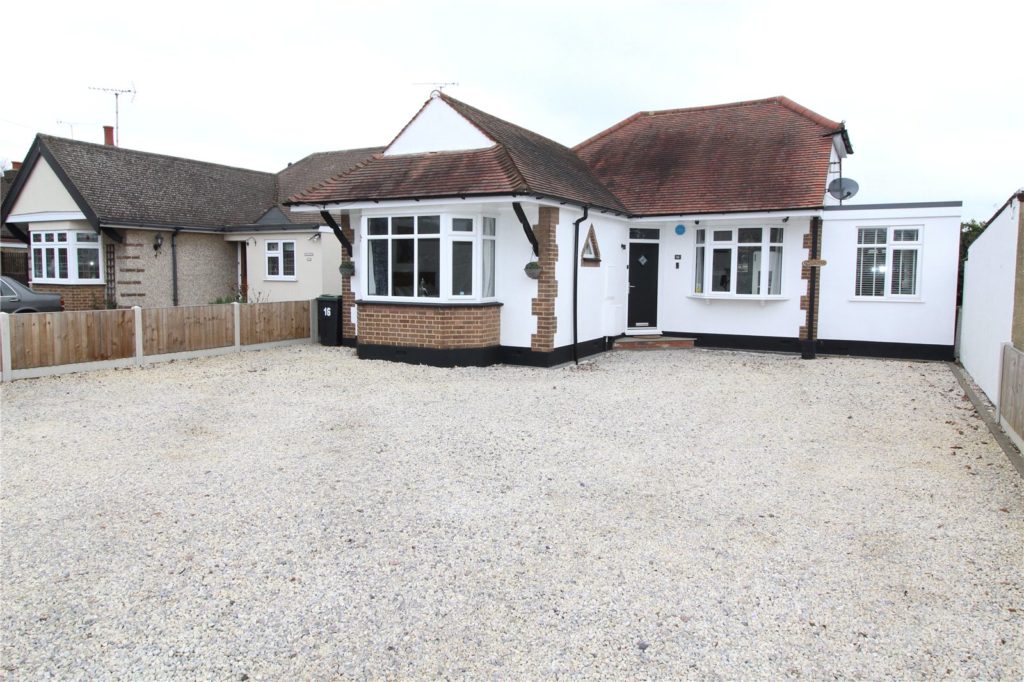 Woodberry Close, Leigh-on-Sea, SS9 4QT