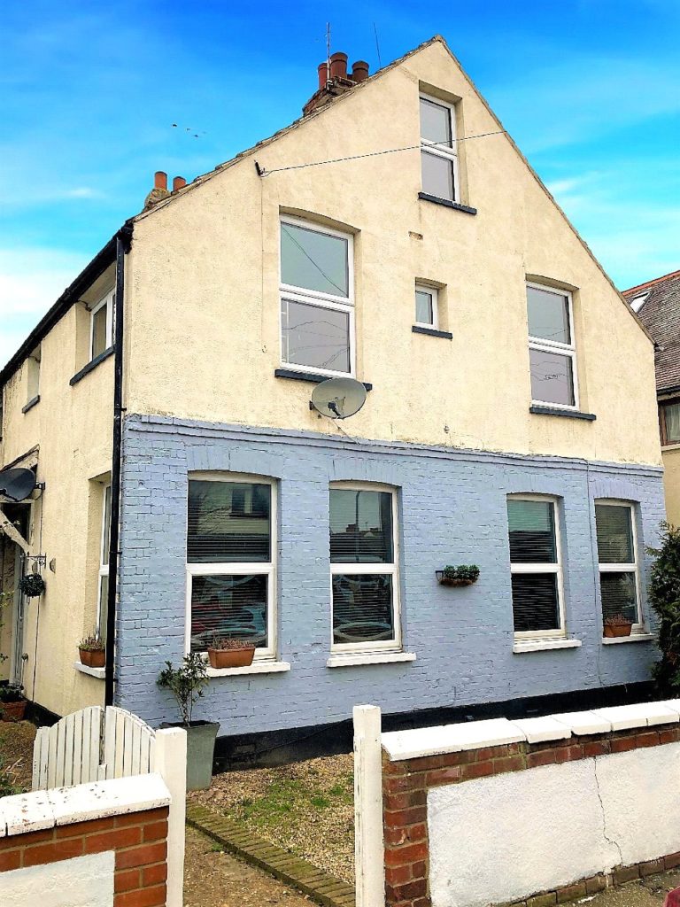 Electric Avenue, Westcliff-on-Sea, SS0 9NL