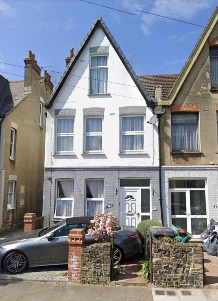 Crowborough Road, Southend-on-Sea, Essex, SS2 6LW