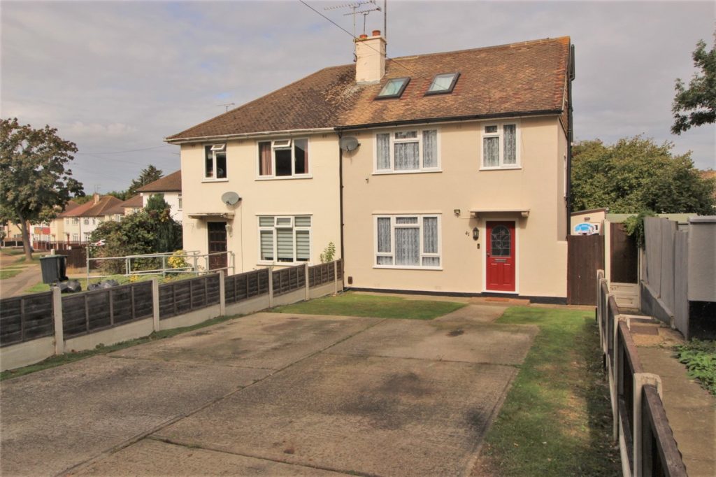Juniper Road, Leigh-on-Sea, Essex, SS9 4BQ