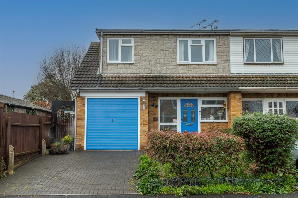 St. Davids Way, Wickford, Essex, SS11 8EX