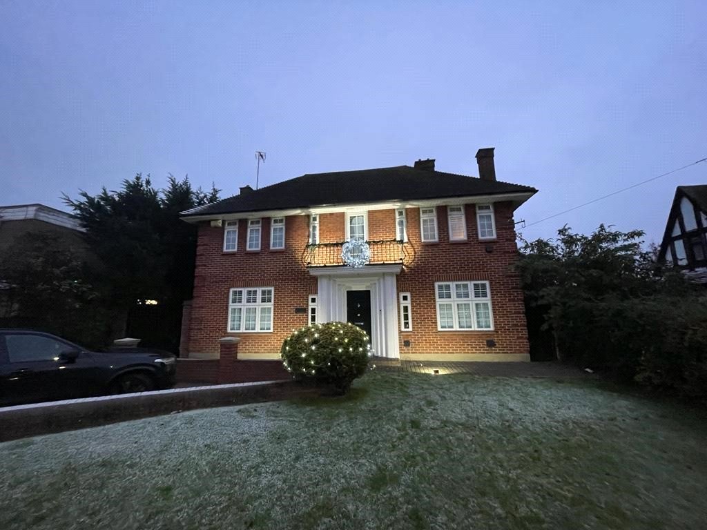 Victoria Avenue, Southend-on-Sea, Essex, SS2 6NJ