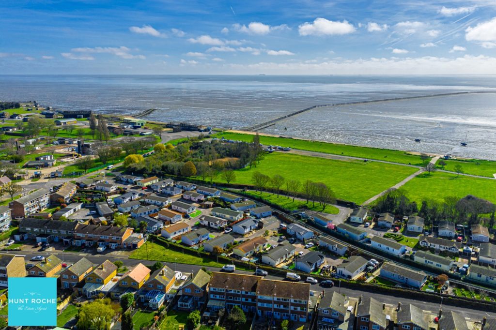 East Beach Park, * Tingdene Park Home *, Shoeburyness, Essex, SS3 9SG