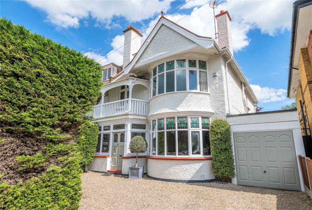 Tyrone Road, Thorpe Bay, Essex, SS1 3HF