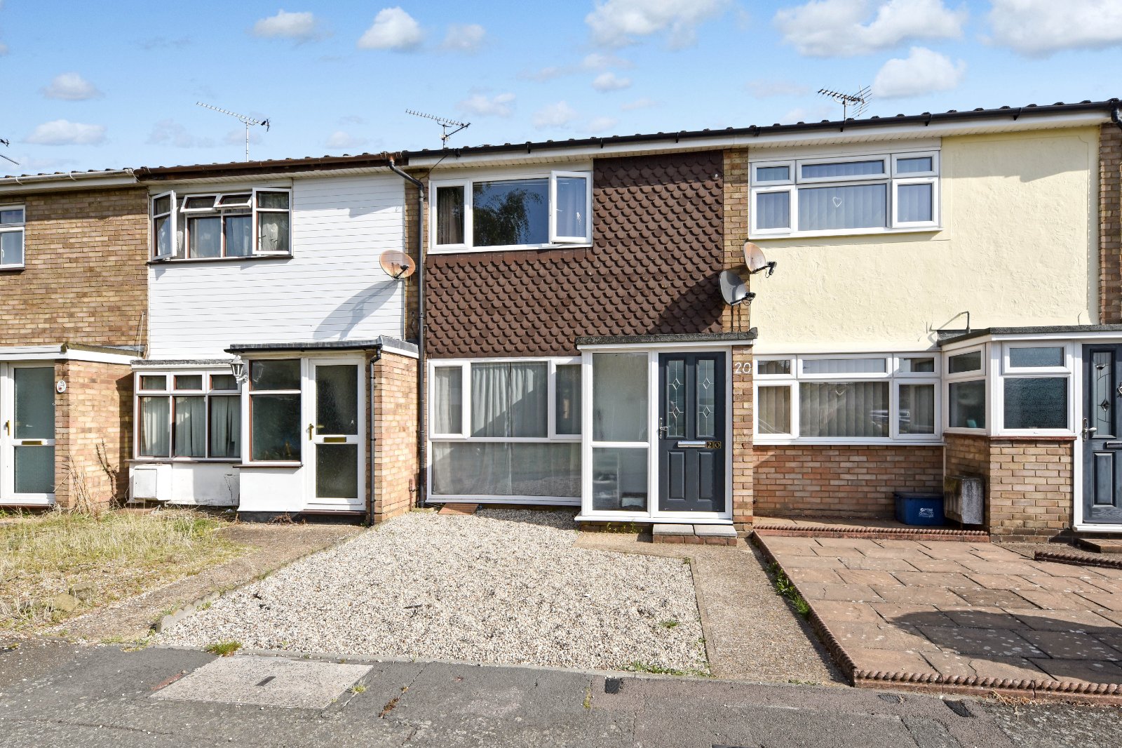 Goya Rise, Shoeburyness, Essex, SS3 9TE Hunt Roche