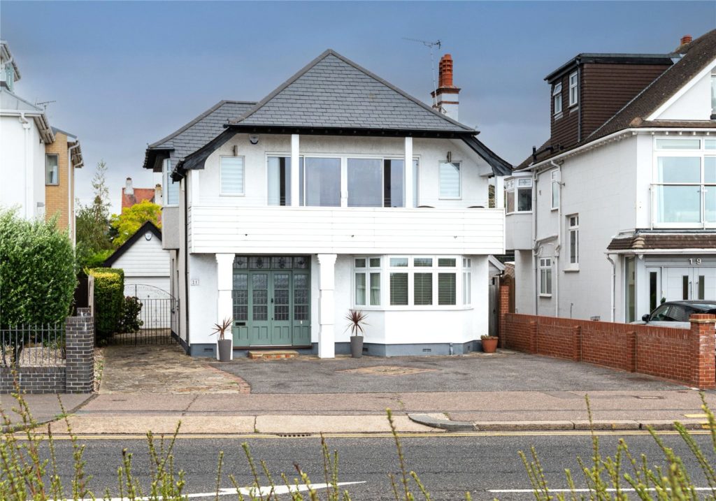 Chalkwell Esplanade, Chalkwell, Essex, SS0 8JQ