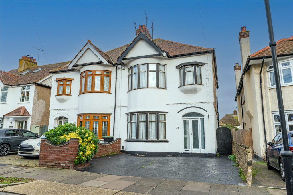 Sandringham Road, Southchurch Park Area, Essex, SS1 2UQ