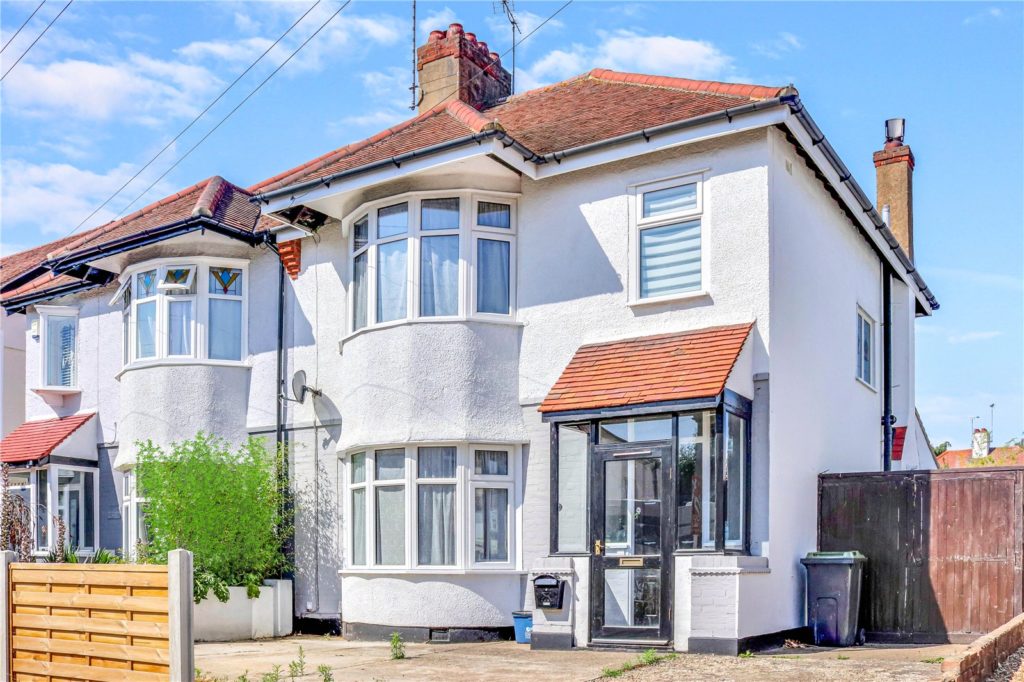 Huntingdon Road, Southend-on-Sea, Essex, SS1 2XU