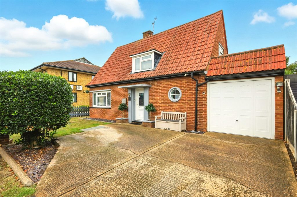 High Street, Great Wakering, Essex, SS3 0HX