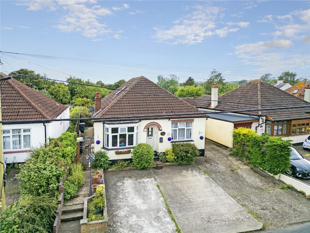 Barrow Hall Road, Barling Magna, Essex, SS3 0QW