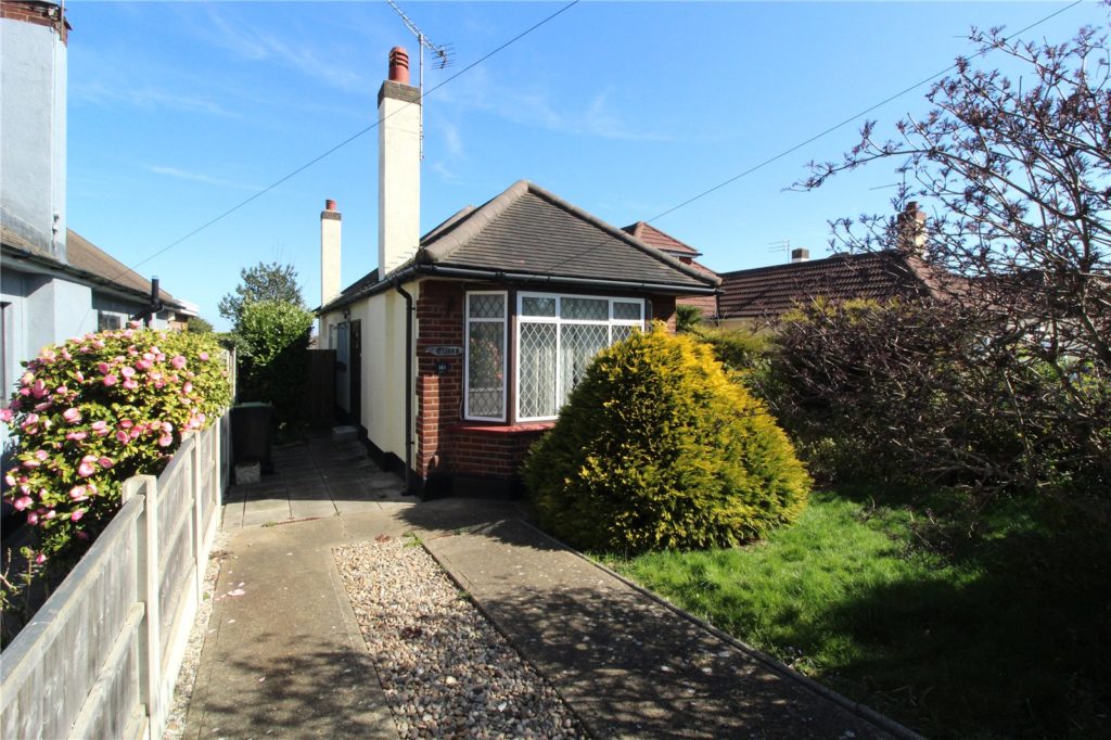 Bridgwater Drive, Westcliff-on-Sea, Essex, SS0 0DX