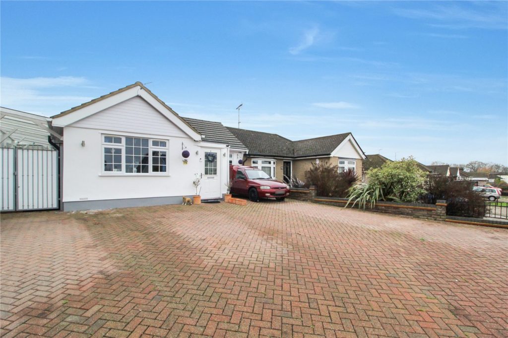 Eastwood Old Road, Leigh-on-Sea, Essex, SS9 4RY