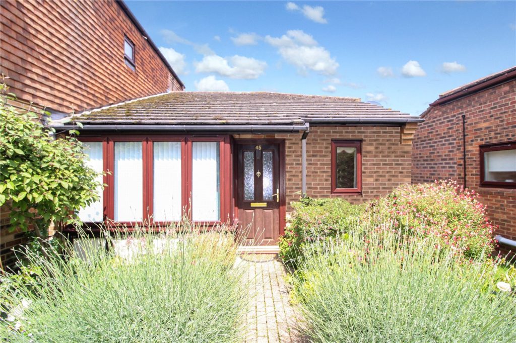 Orchard Mead, Eastwood Road North, Leigh-on-Sea, Essex, SS9 4LW