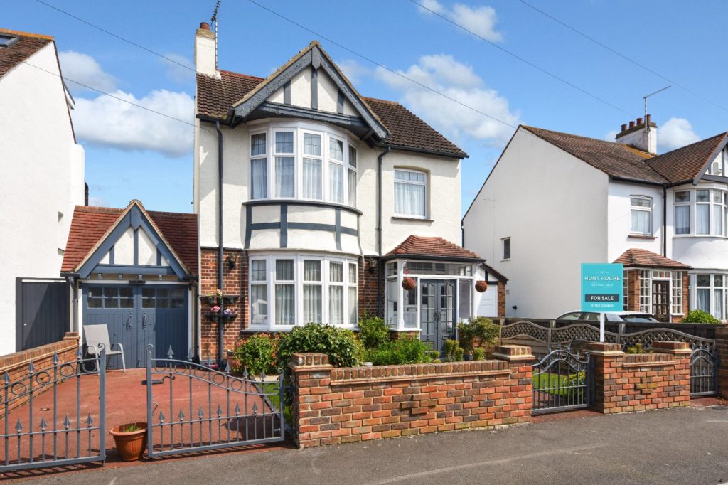 Thorpedene Gardens, Shoeburyness, Essex, SS3 9JD