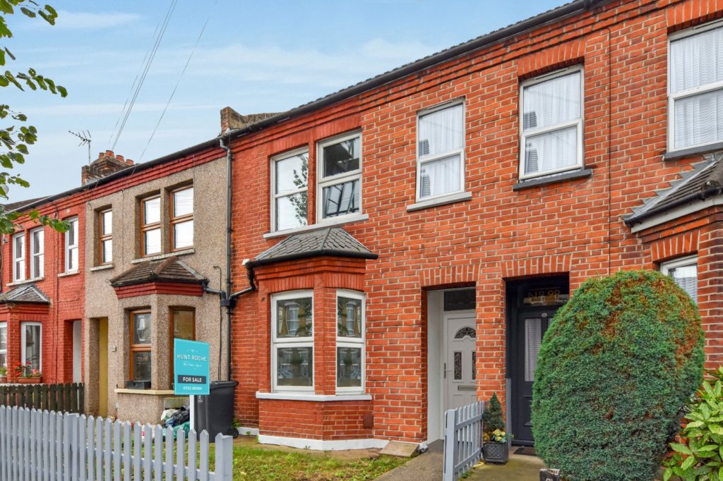 North Avenue, Southend-on-Sea, Essex, SS2 4EY