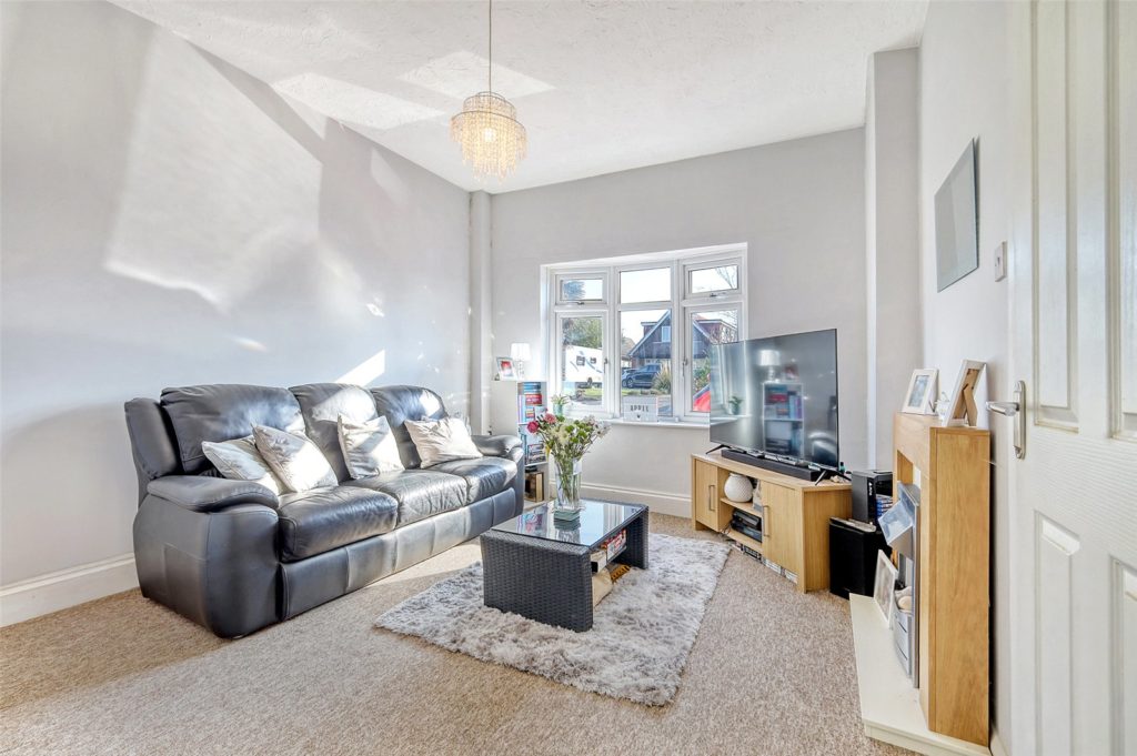 Ashingdon Road, Rochford, Essex, SS4 3EN