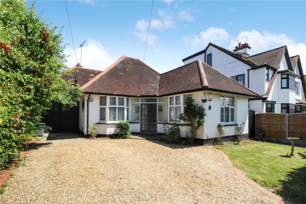 St. James Gardens, Westcliff-on-Sea, Essex, SS0 0BU