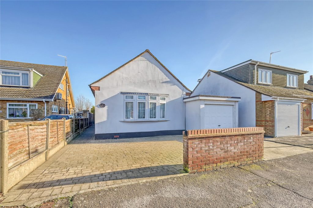 Alexandra Road, Great Wakering, Southend-on-Sea, Essex, SS3 0HN