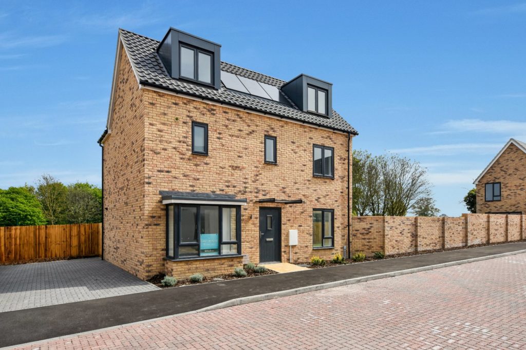 Stubbs Gardens, (Off Alexandra Road), Great Wakering, Essex, SS3 0FW