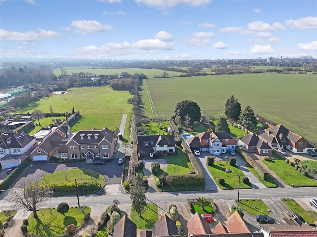 Oak Cottage, Barling Road, Great Wakering, Essex, SS3 0QD