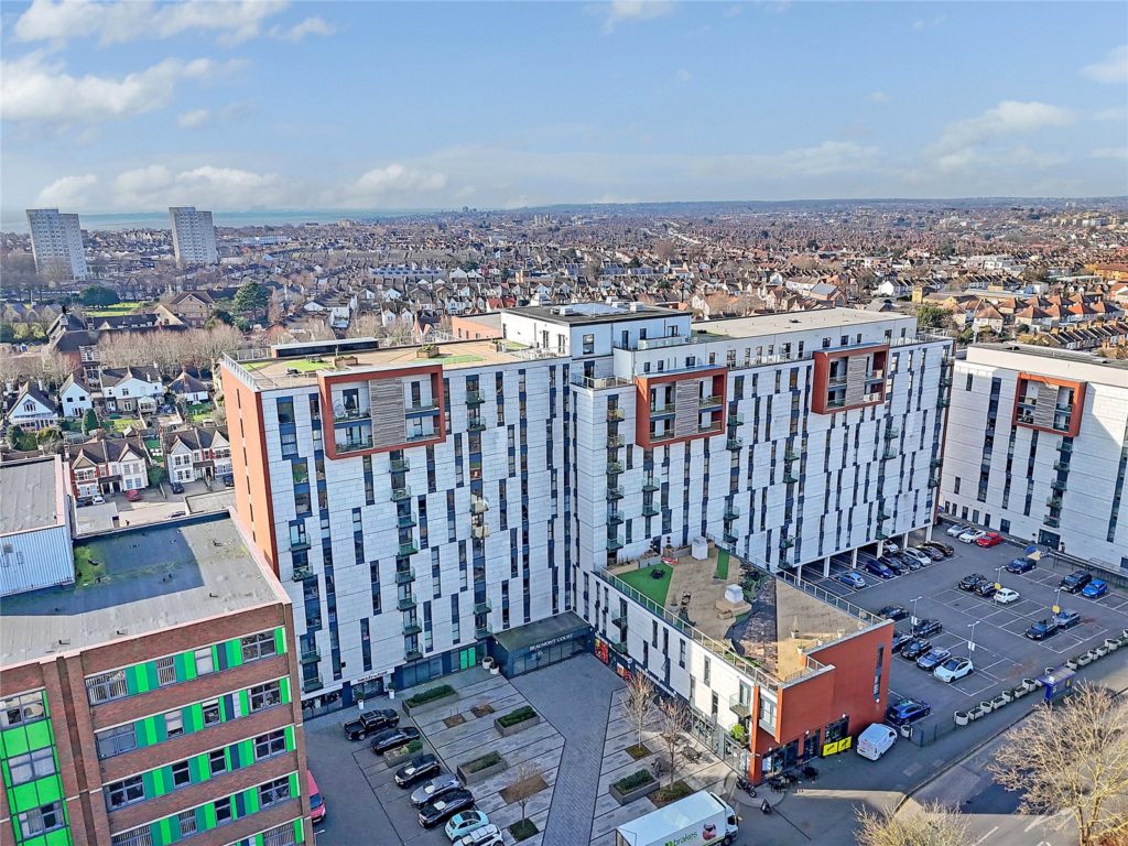 Beaumont Court, Victoria Avenue, Southend-on-Sea, Essex, SS2 6EB