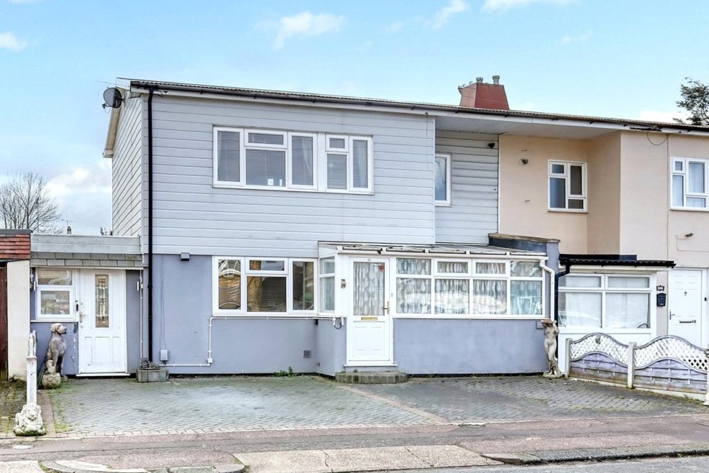 Denton Avenue, Westcliff-on-Sea, Essex, SS0 0JX